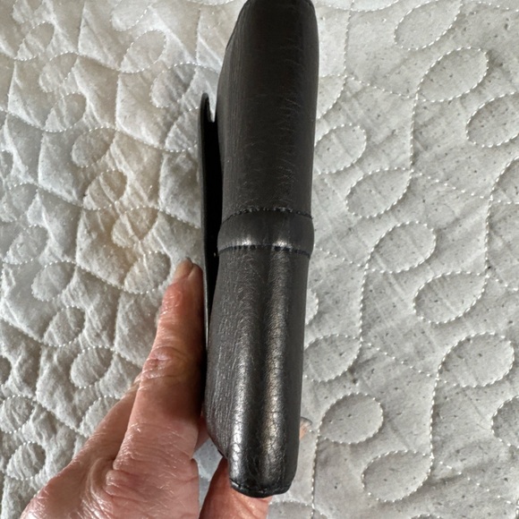 GUCCI RARE Authentic Bifold Black Horse Bit Stitch Leather Wallet W/COA - Picture 12 of 16